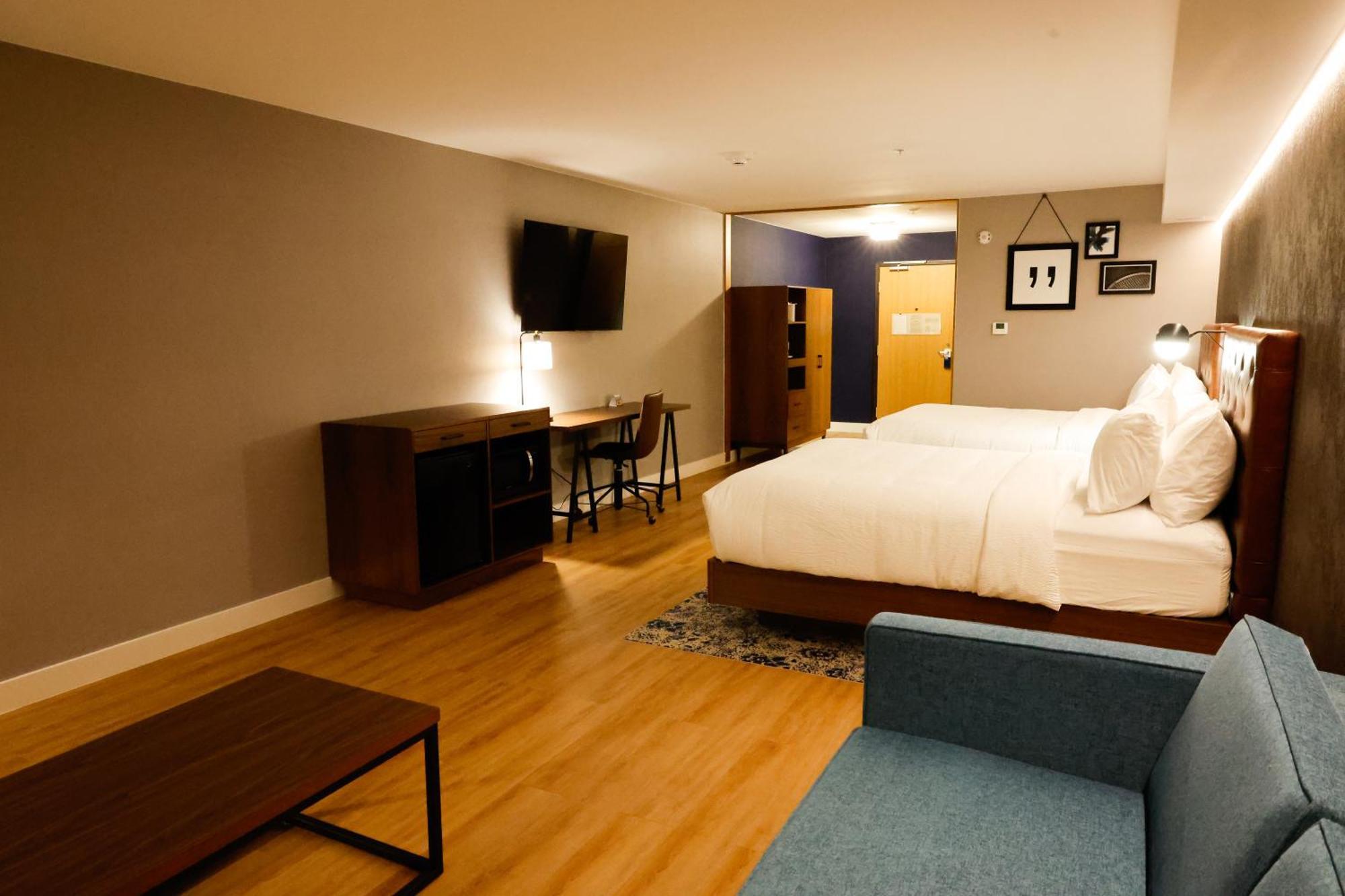 Four Points By Sheraton Austin Airport Exterior photo